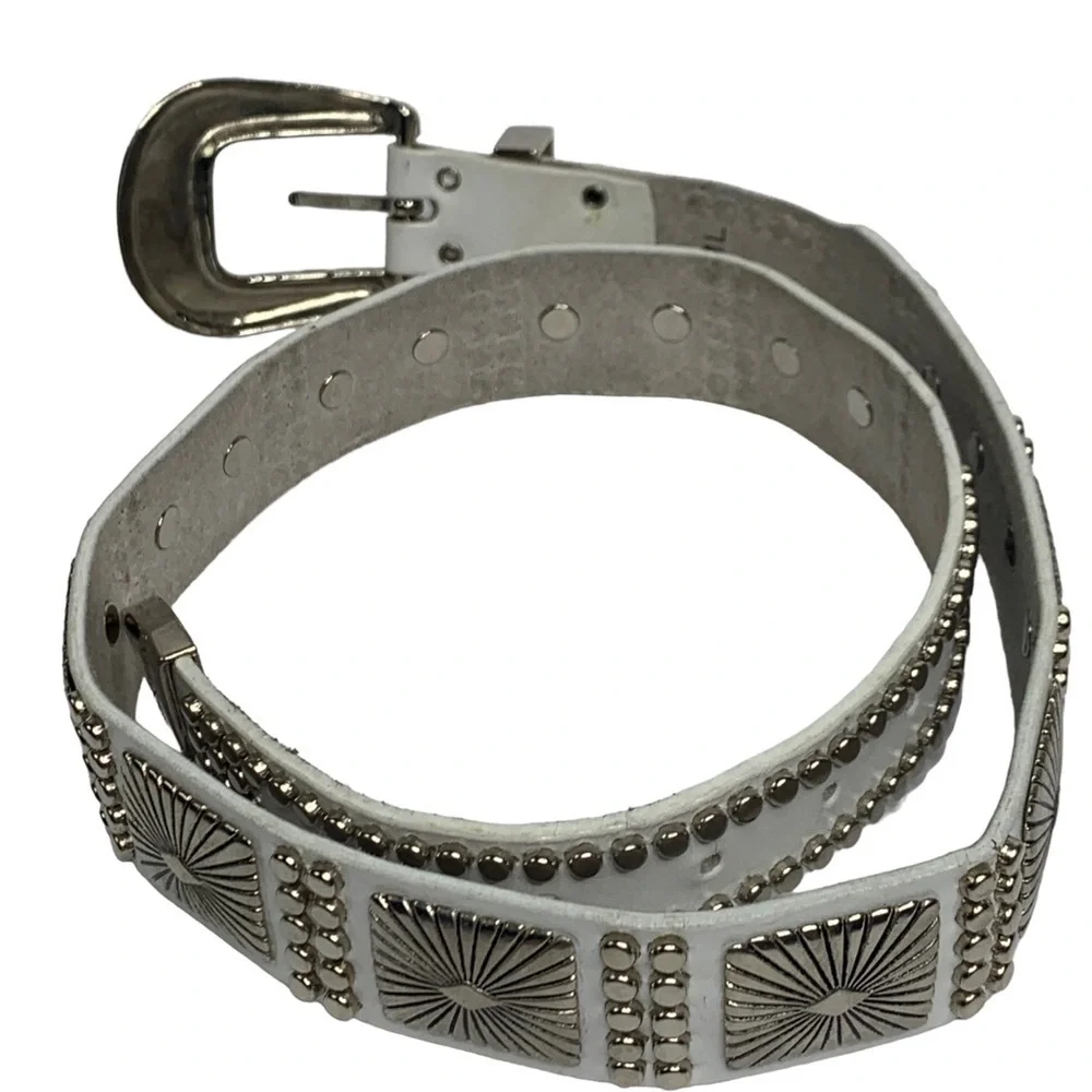 White Leather Western Highly Decorated 206 Silver Rivets 11 Square Accents Belt